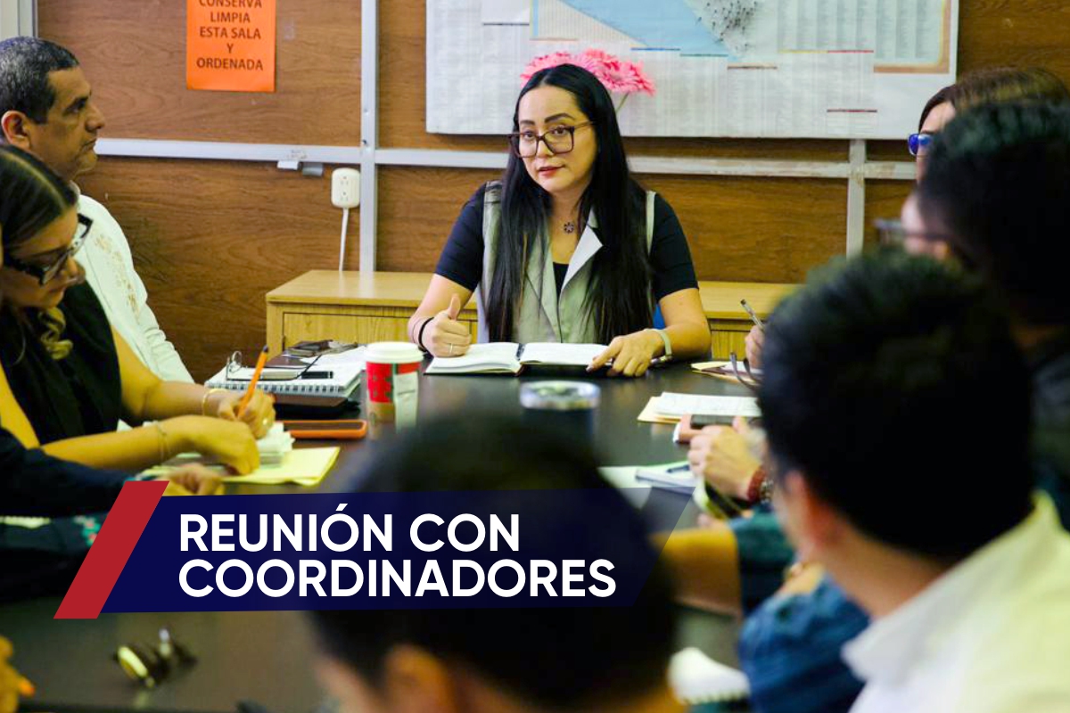 La directora general, Viridiana Figueroa García encabeza reunión de planeación estratégica