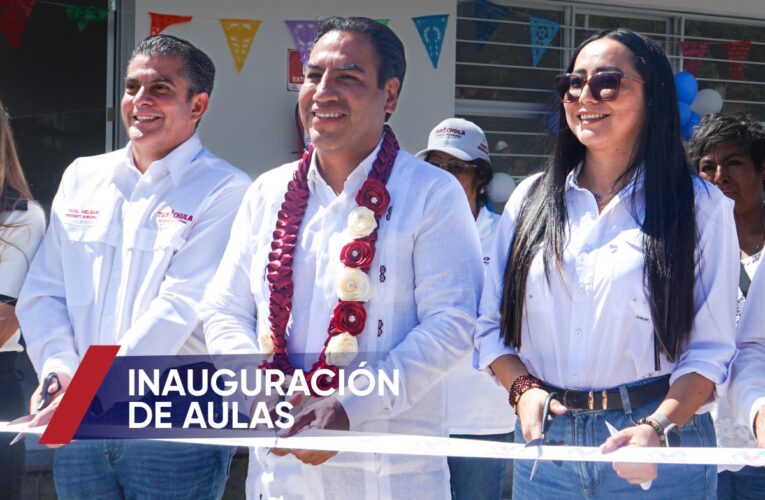 Gobernador y directora general del Cobach inauguran aulas en el CEMSaD 255 Puerto Madero.