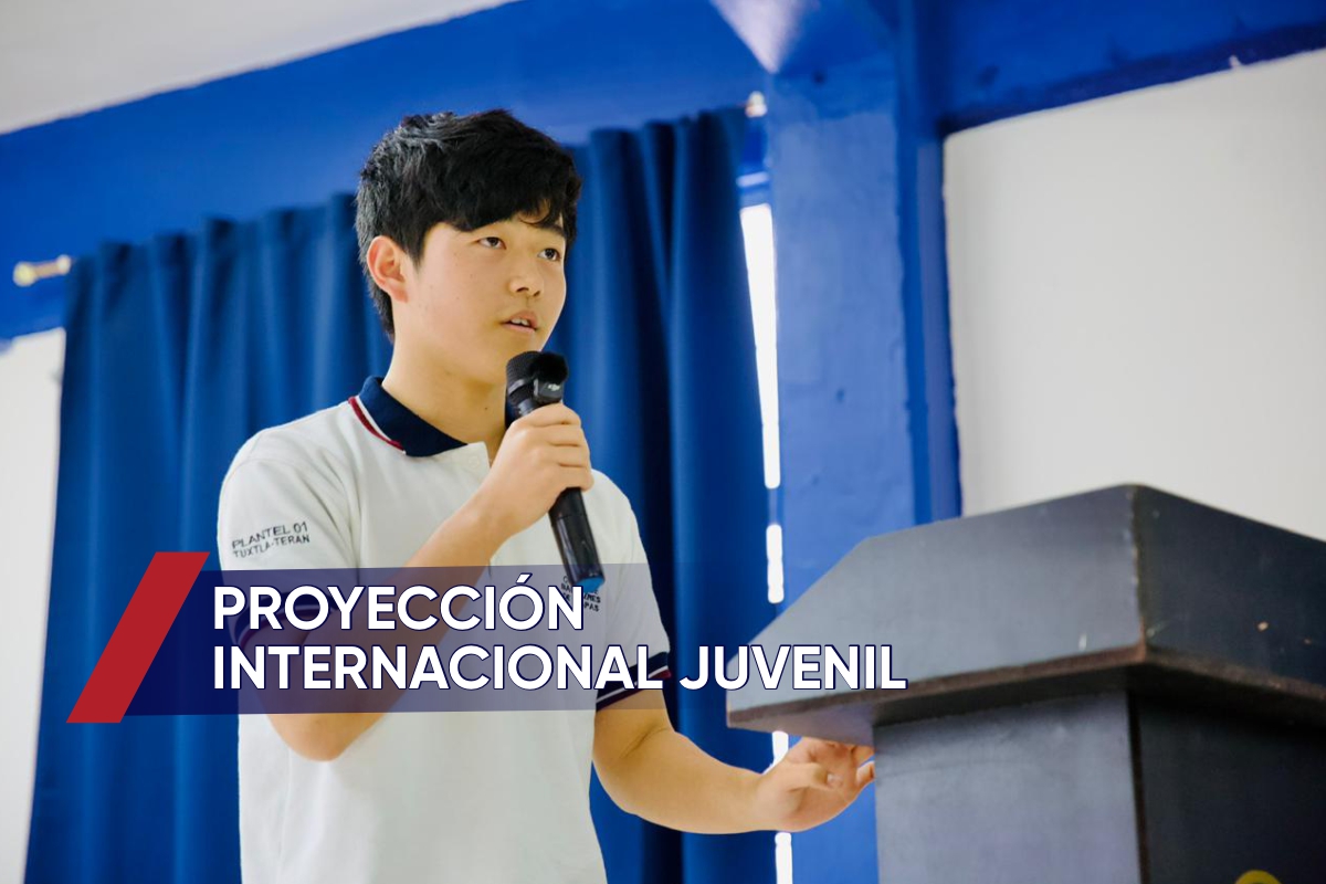 ​Estudiantes del plantel 13 Tuxtla Oriente participaron en una plática informativa sobre becas que ofrece el gobierno de ese país