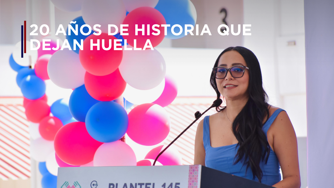 La directora general del COBACH, Viridiana Figueroa García, encabezó la celebración del aniversario y reconoció la contribución de su comunidad educativa